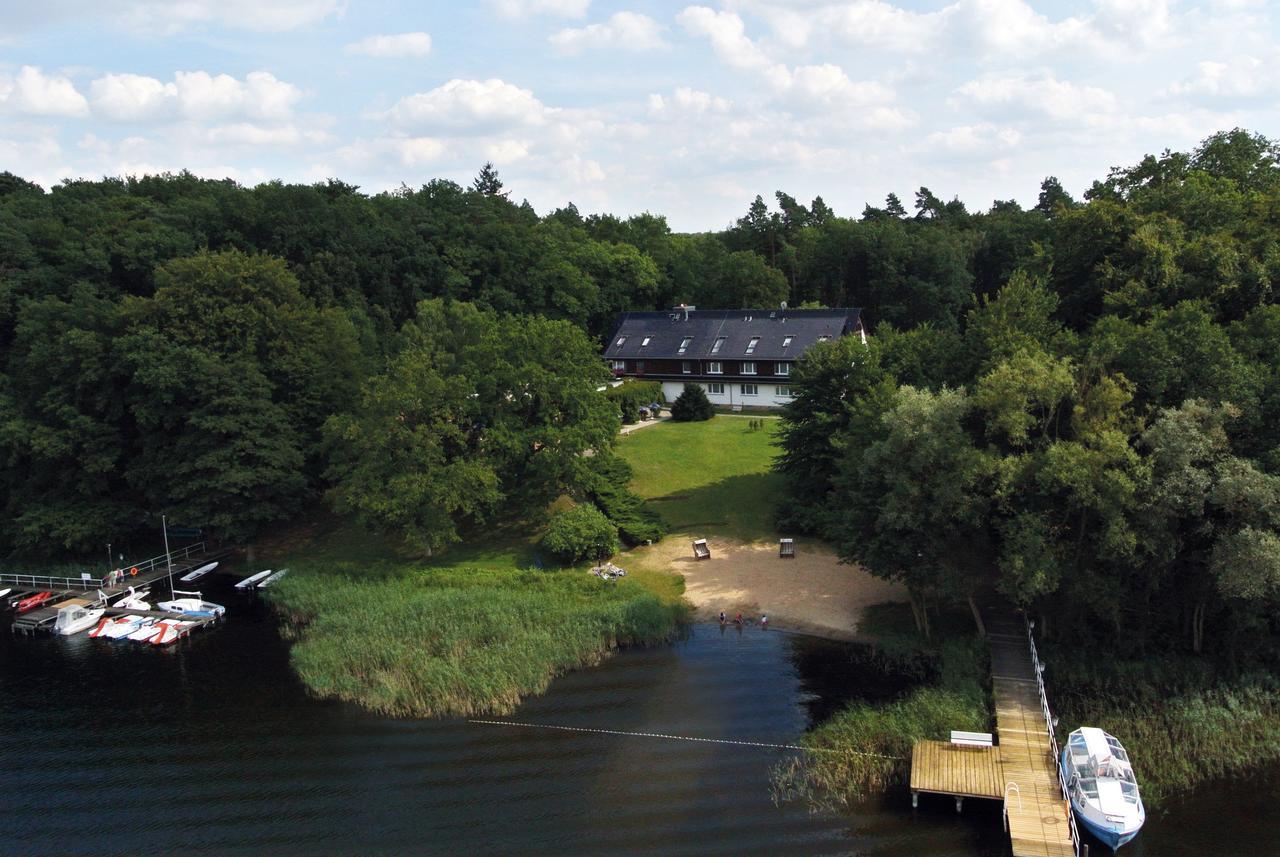 Seehotel Ichlim Sewekow Esterno foto